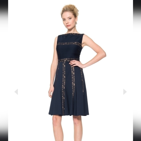 TADASHI SHOJI PINTUCK JERSEY AND LACE DRESS IN NAVY NUDE, SZ SMALL - Picture 1 of 16